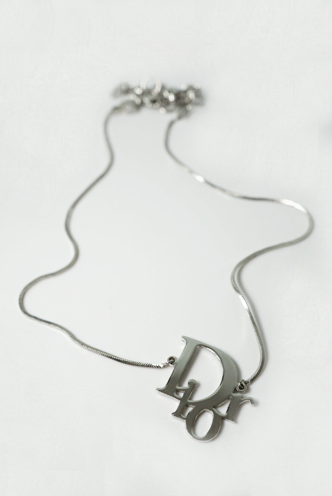DIOR NECKLACE